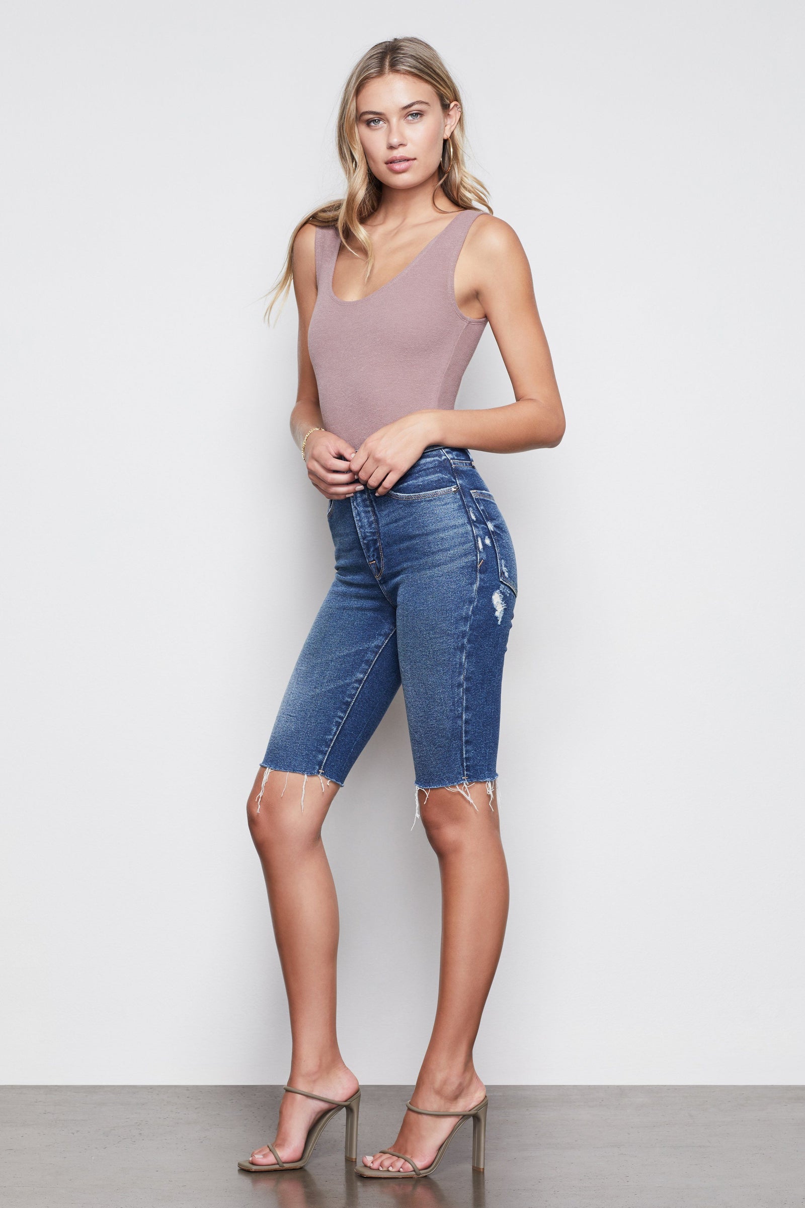 model: Size 0 |