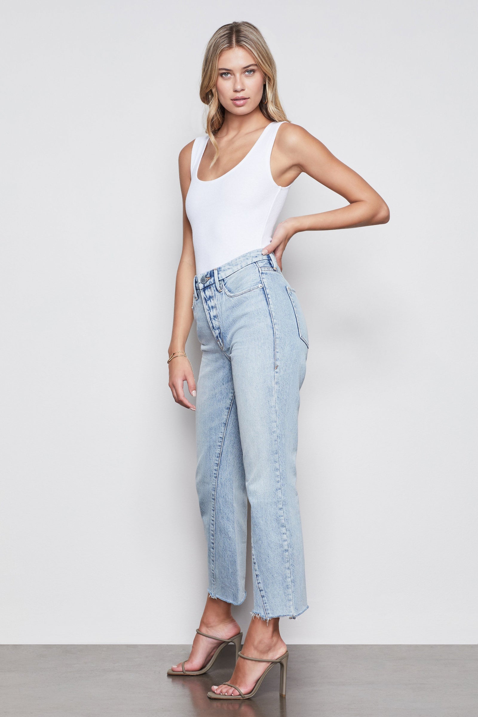 model: Size 0 |