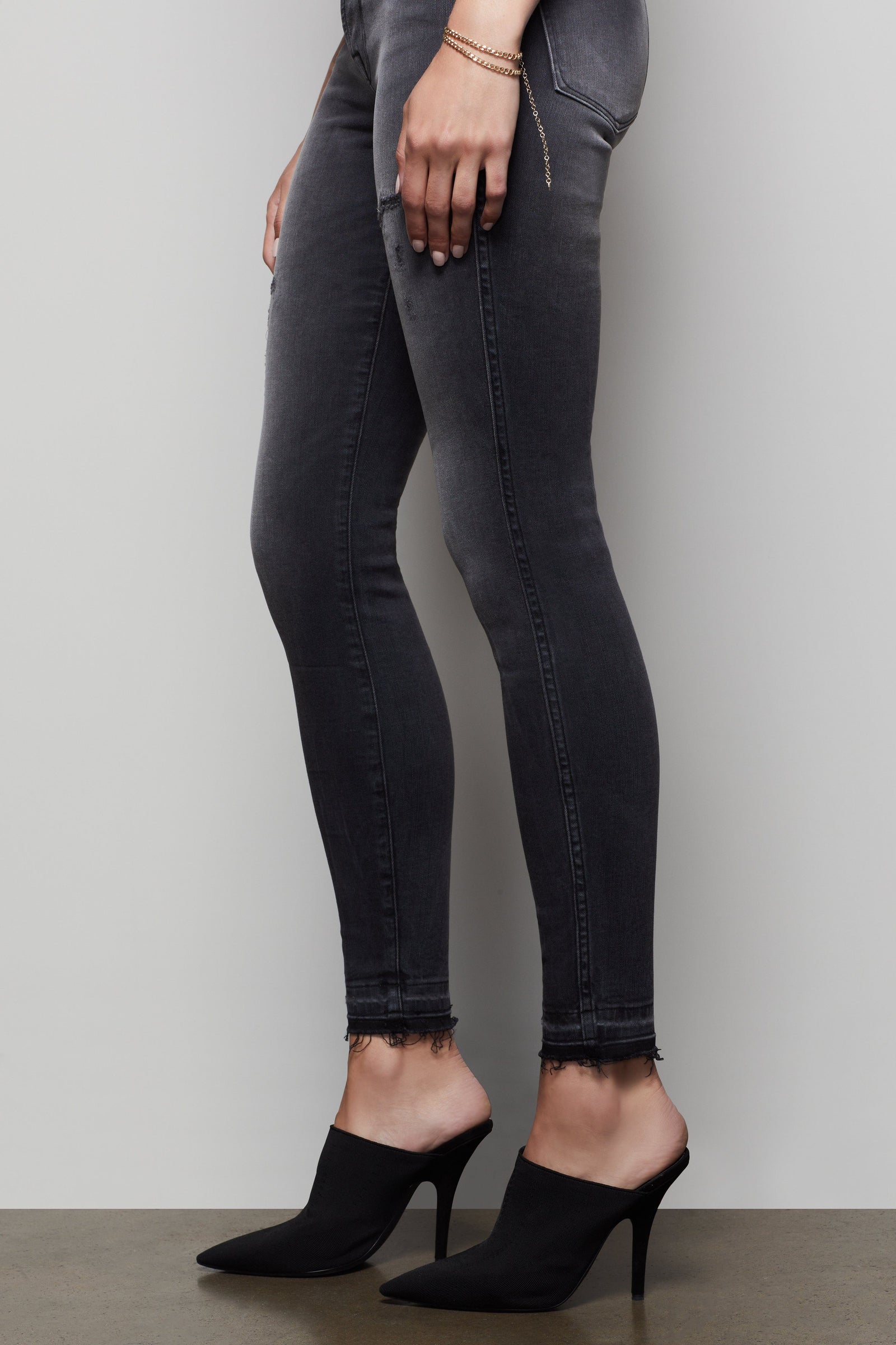 model: Size 0 |