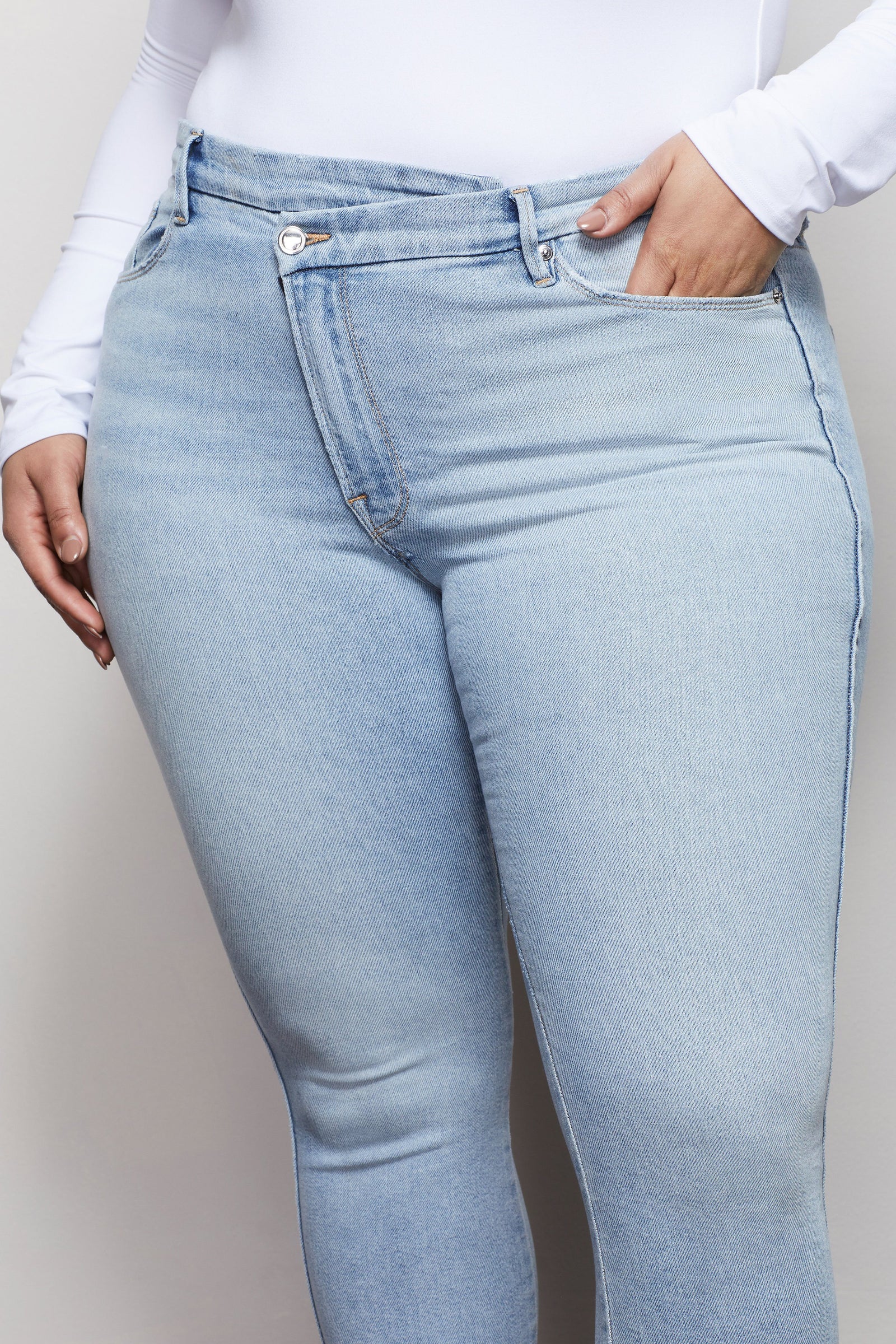 GOOD CURVE SKINNY CROSSOVER | BLUE410 – sandbox-ga