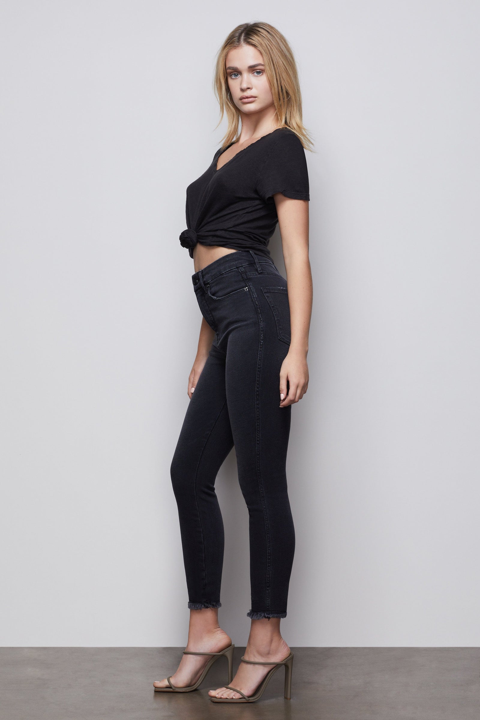 model: Size 0 |