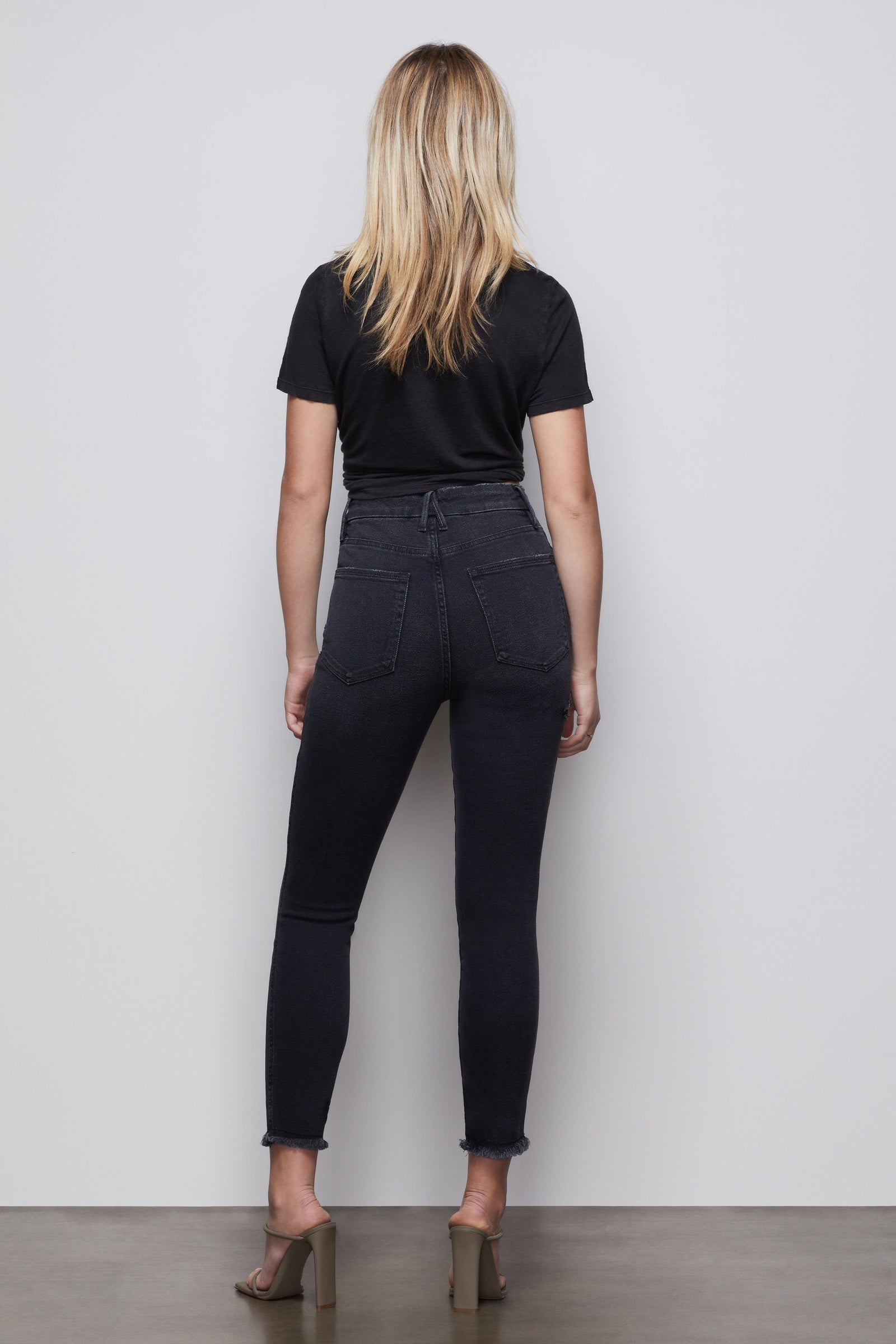 model: Size 0 |