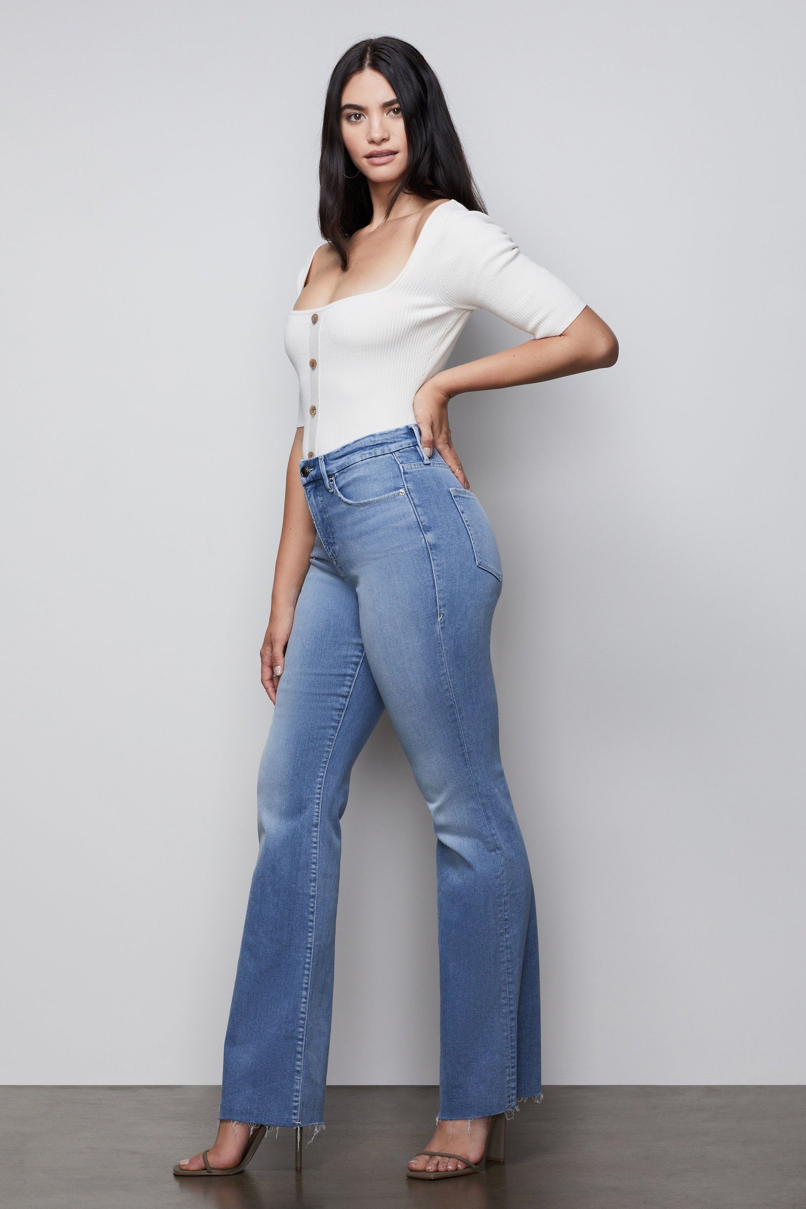 model: Size 8 |