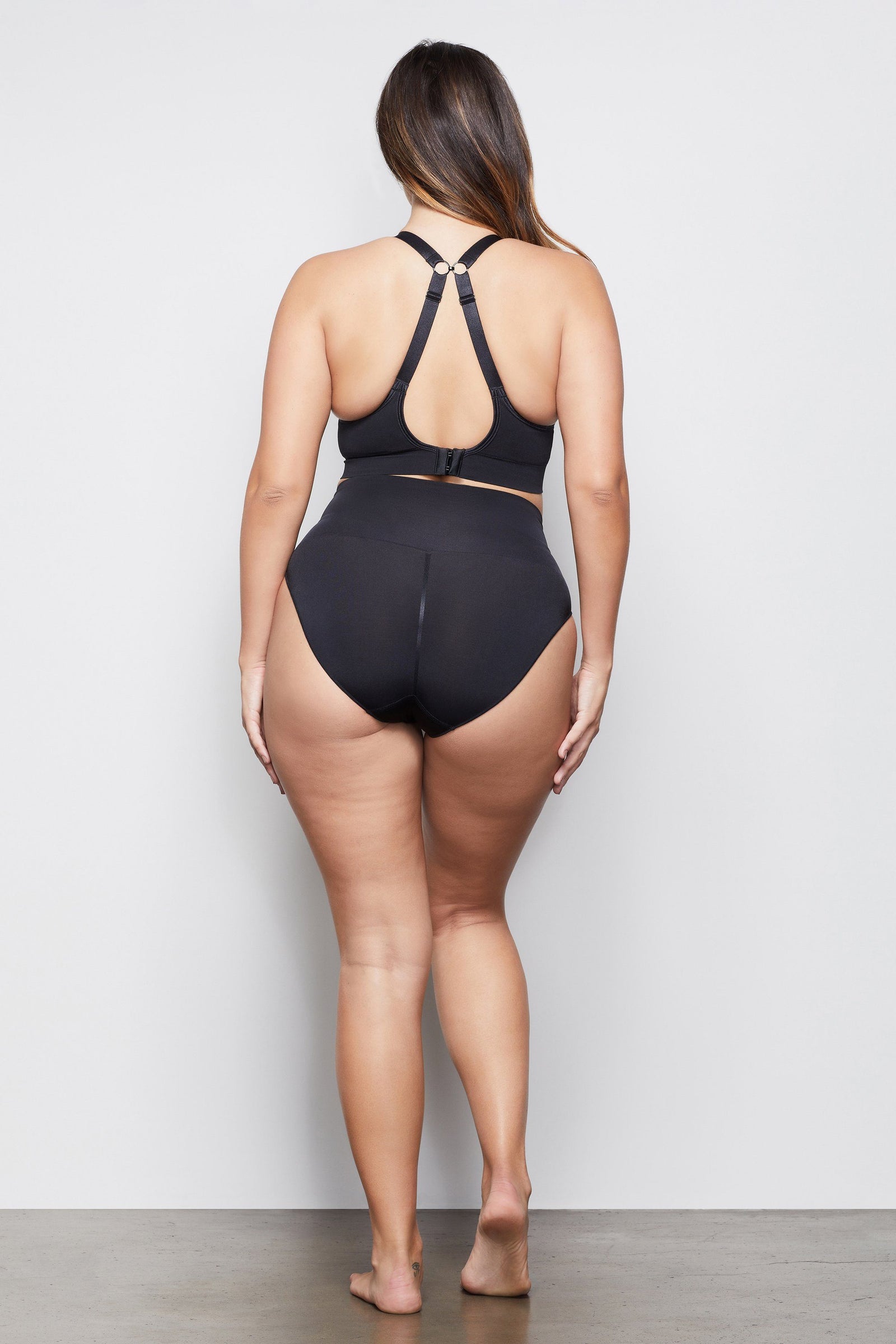 model: Size 8 |
