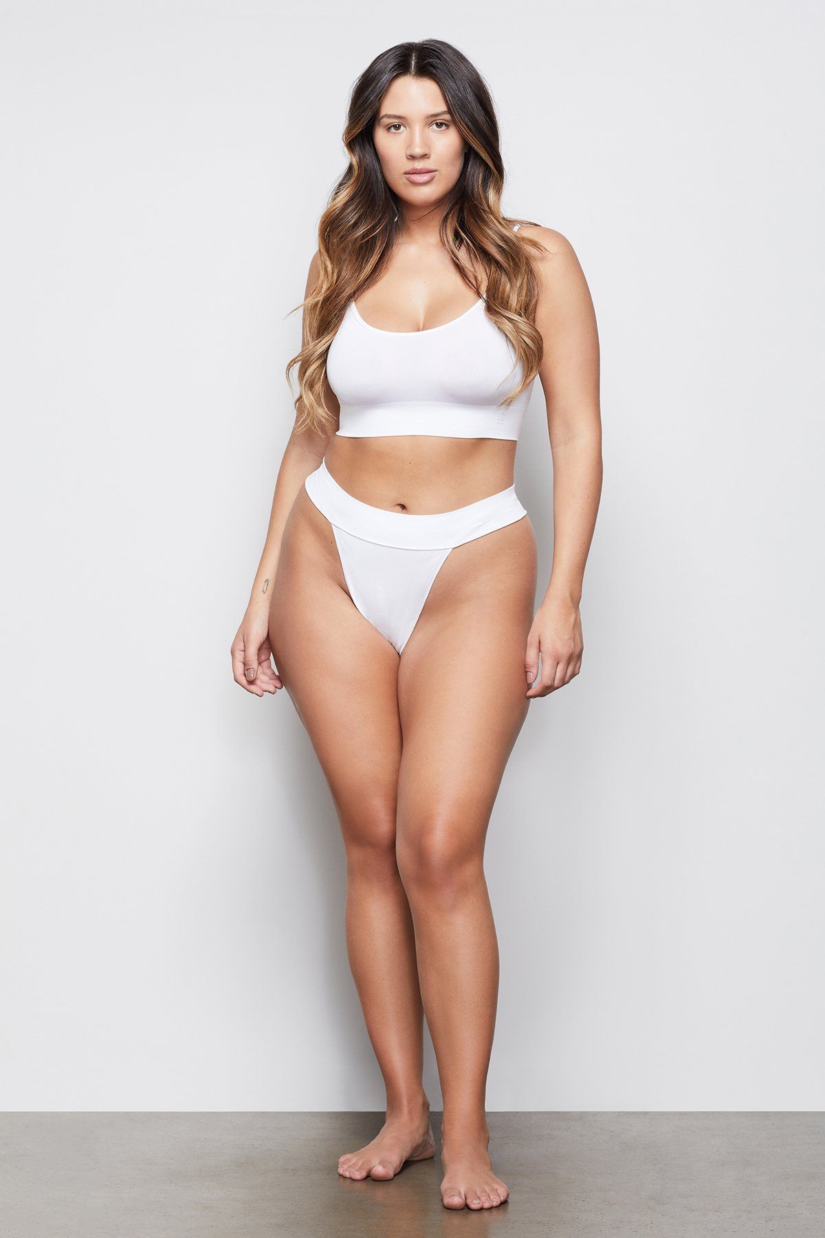 model: Size 8 |