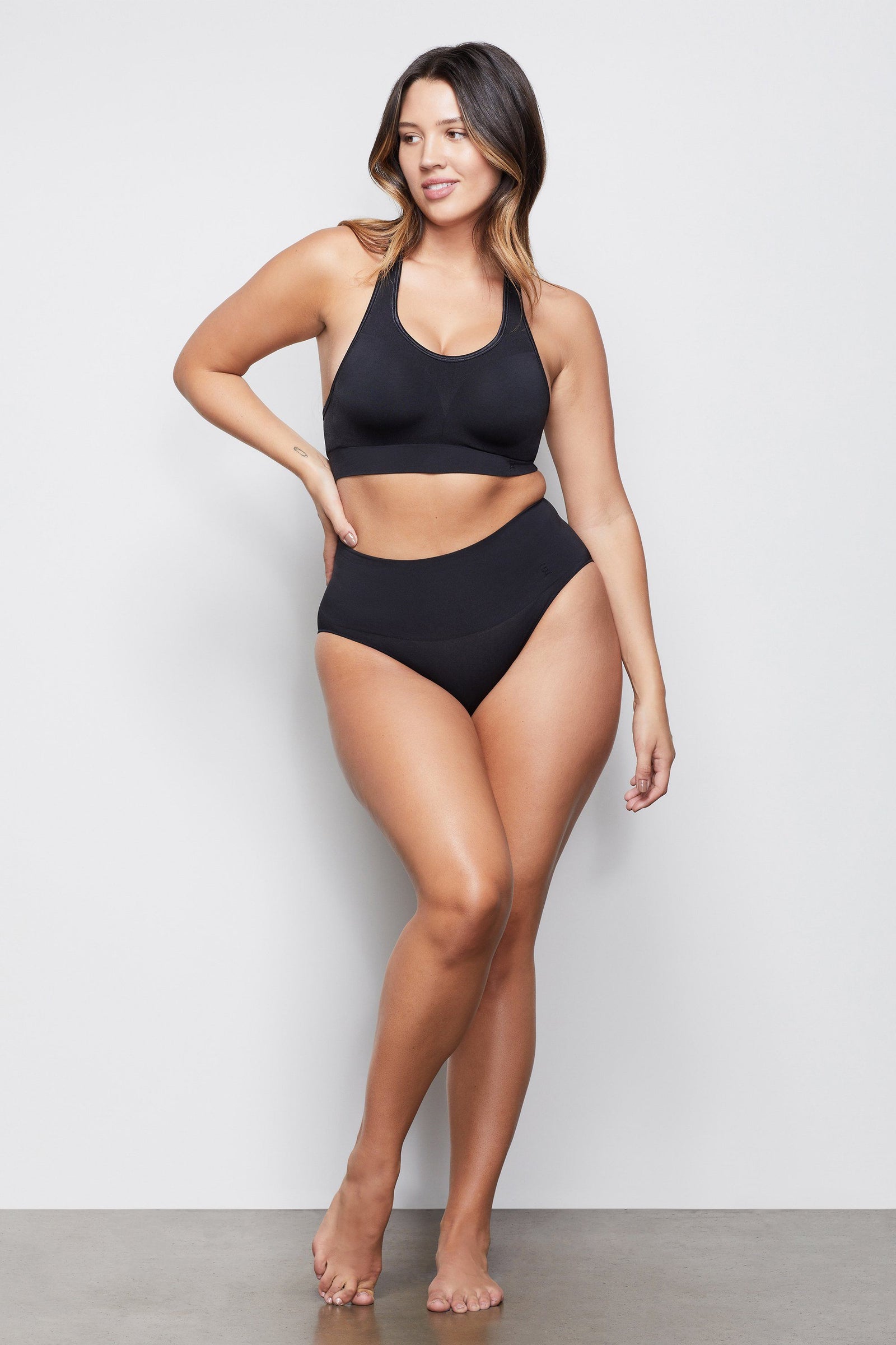 model: Size 8 |