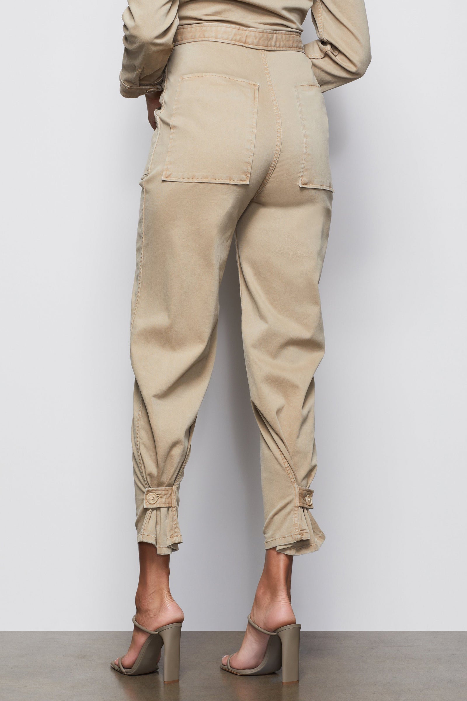 model: Size 0 |