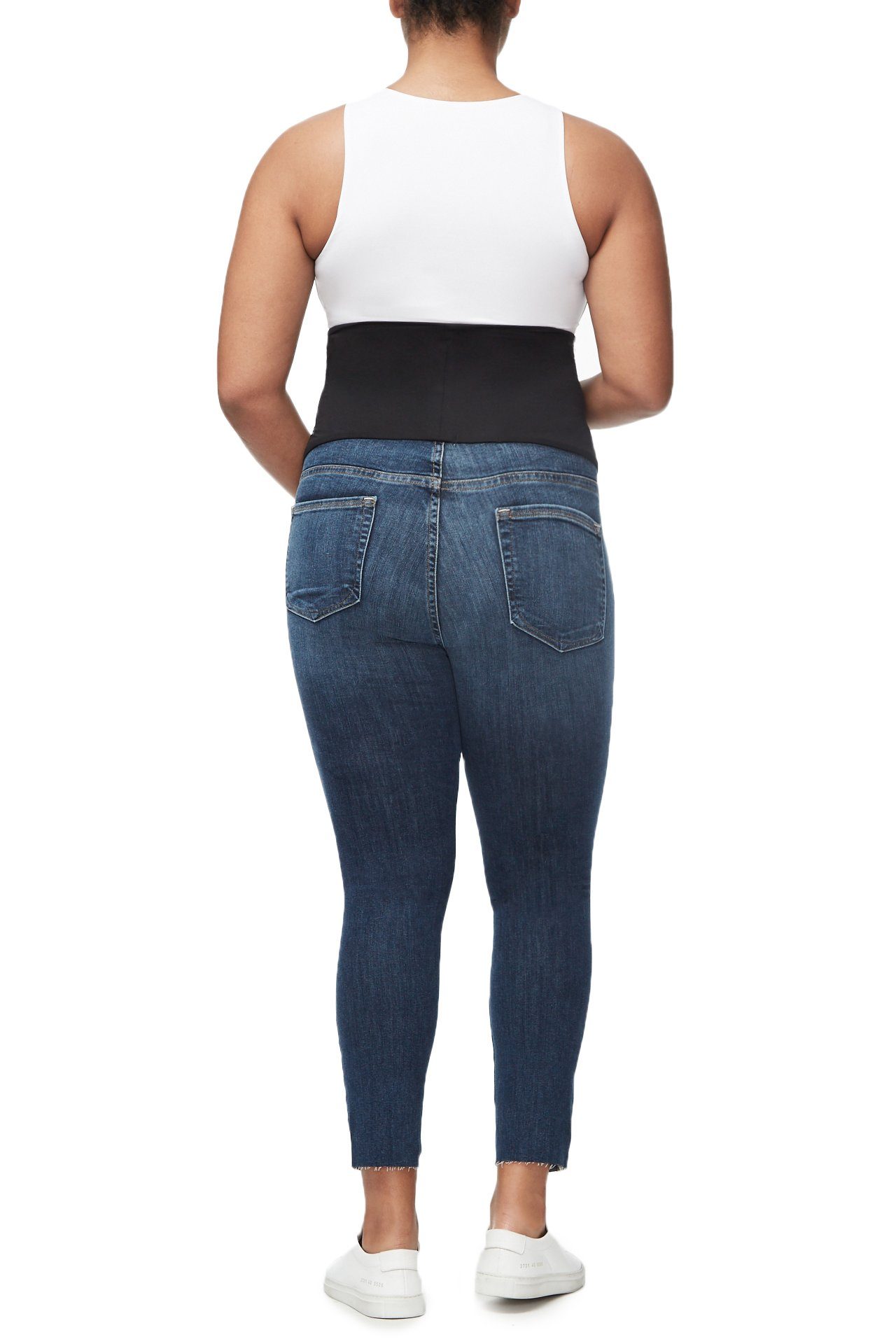 model: Size 0 |