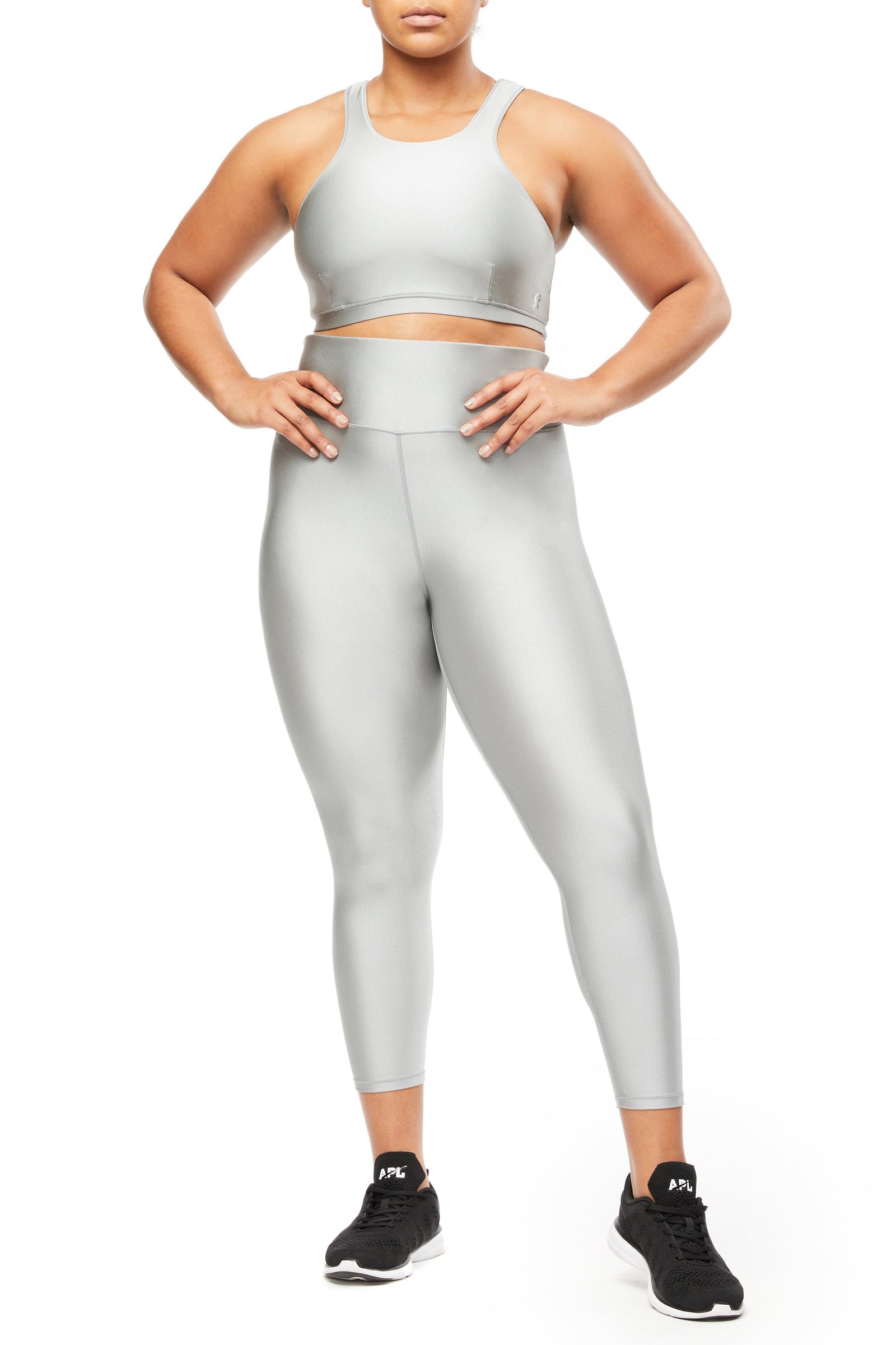 model: Size 8 |