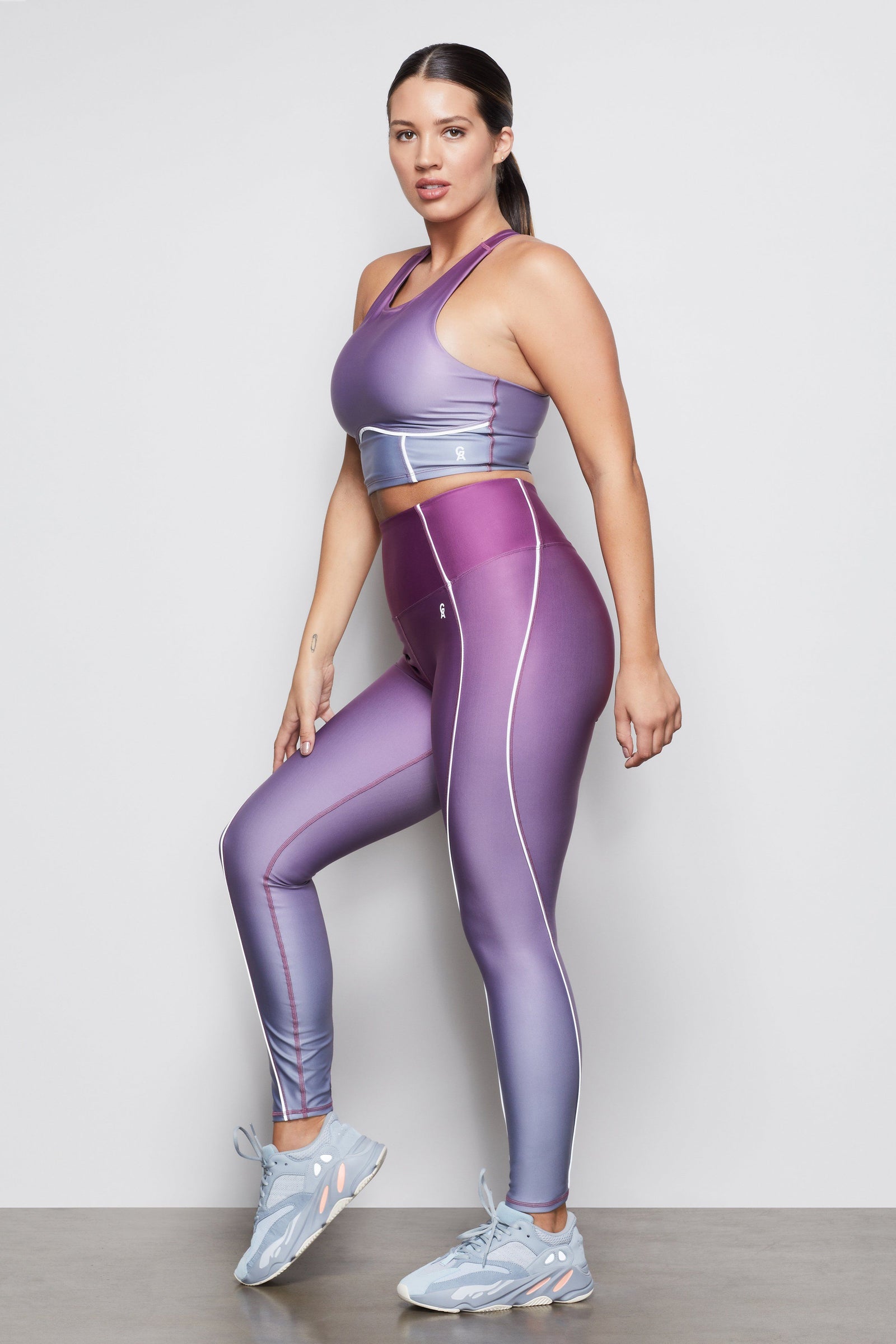 model: Size 8 |