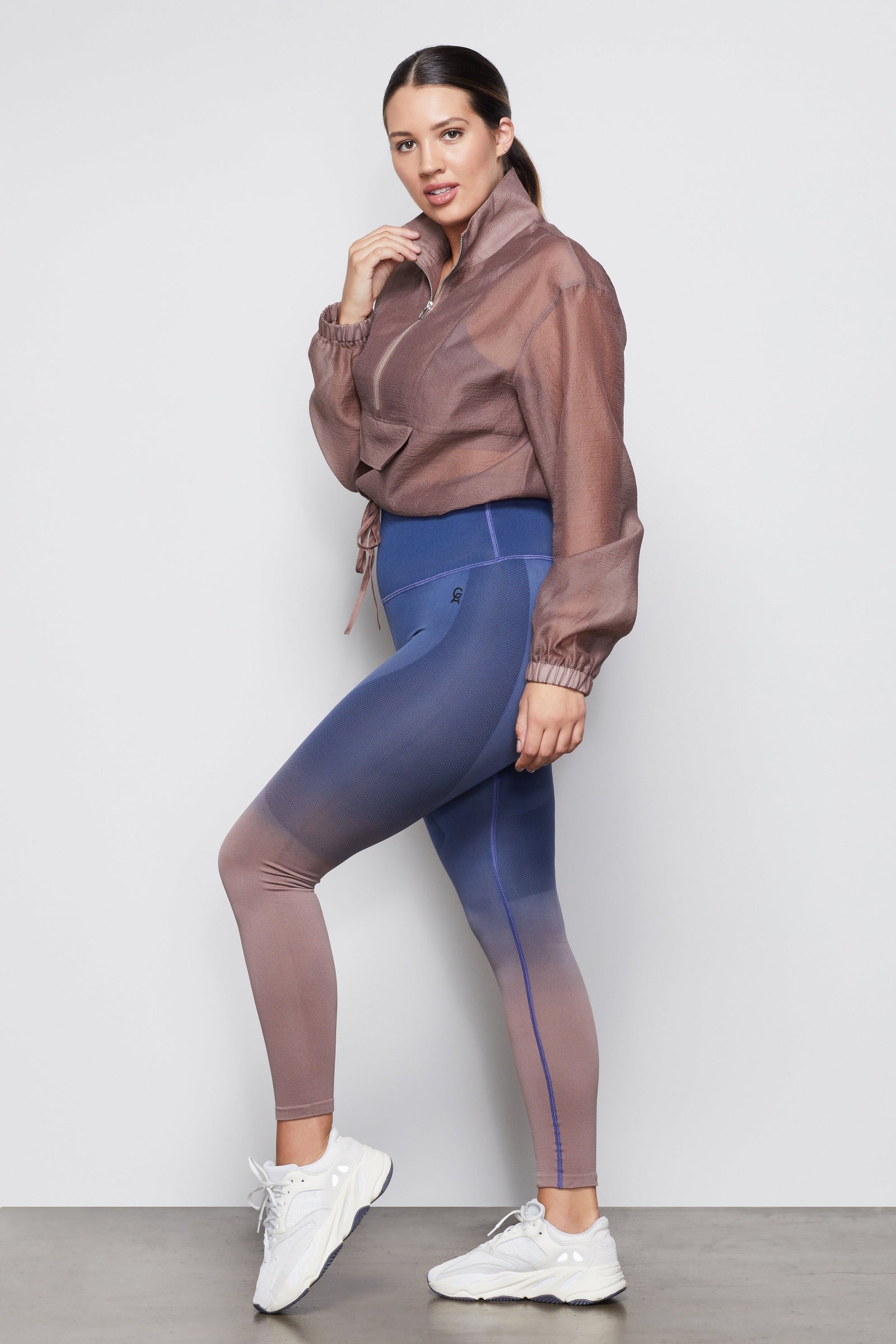 model: Size 8 |