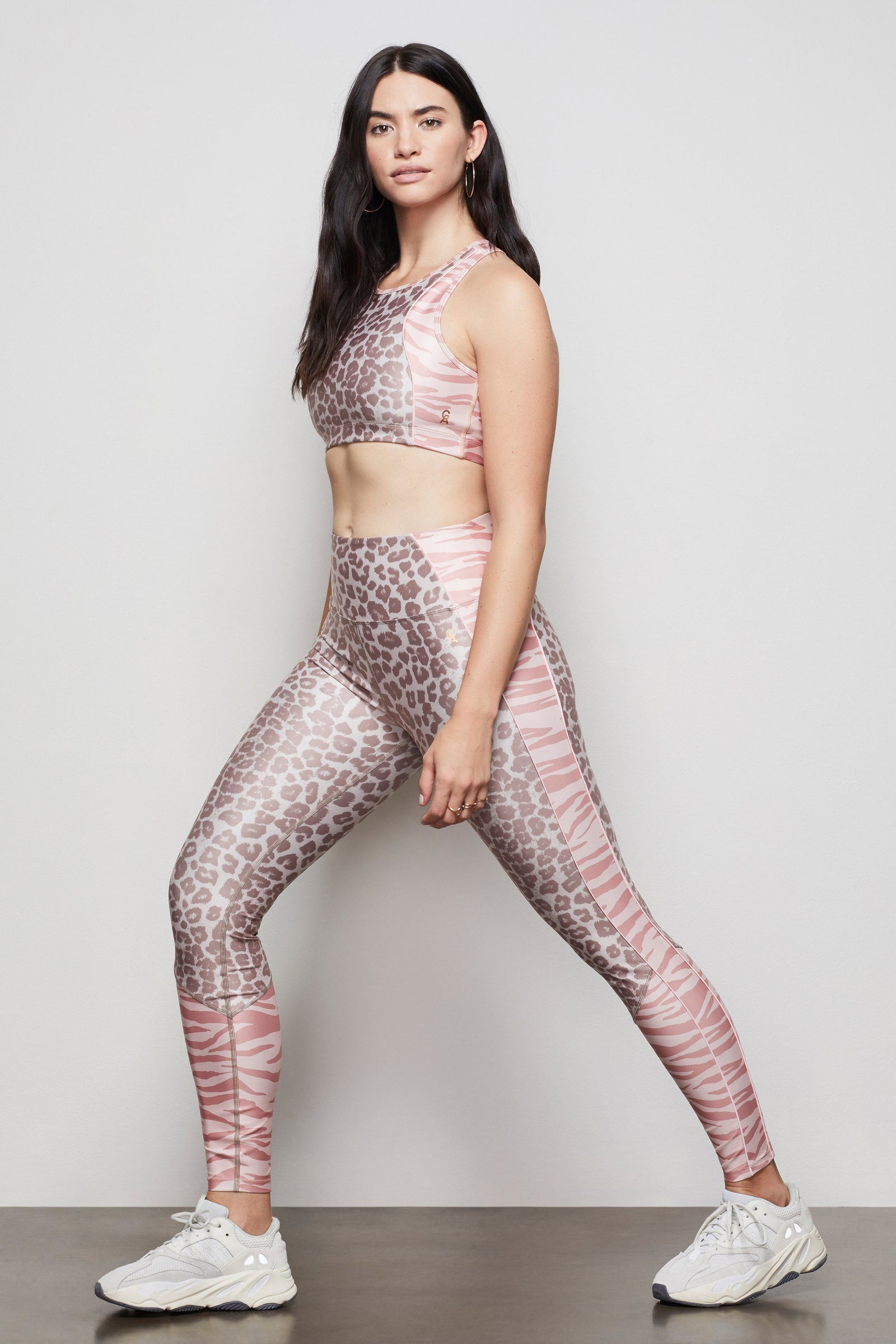 model: Size 8 |
