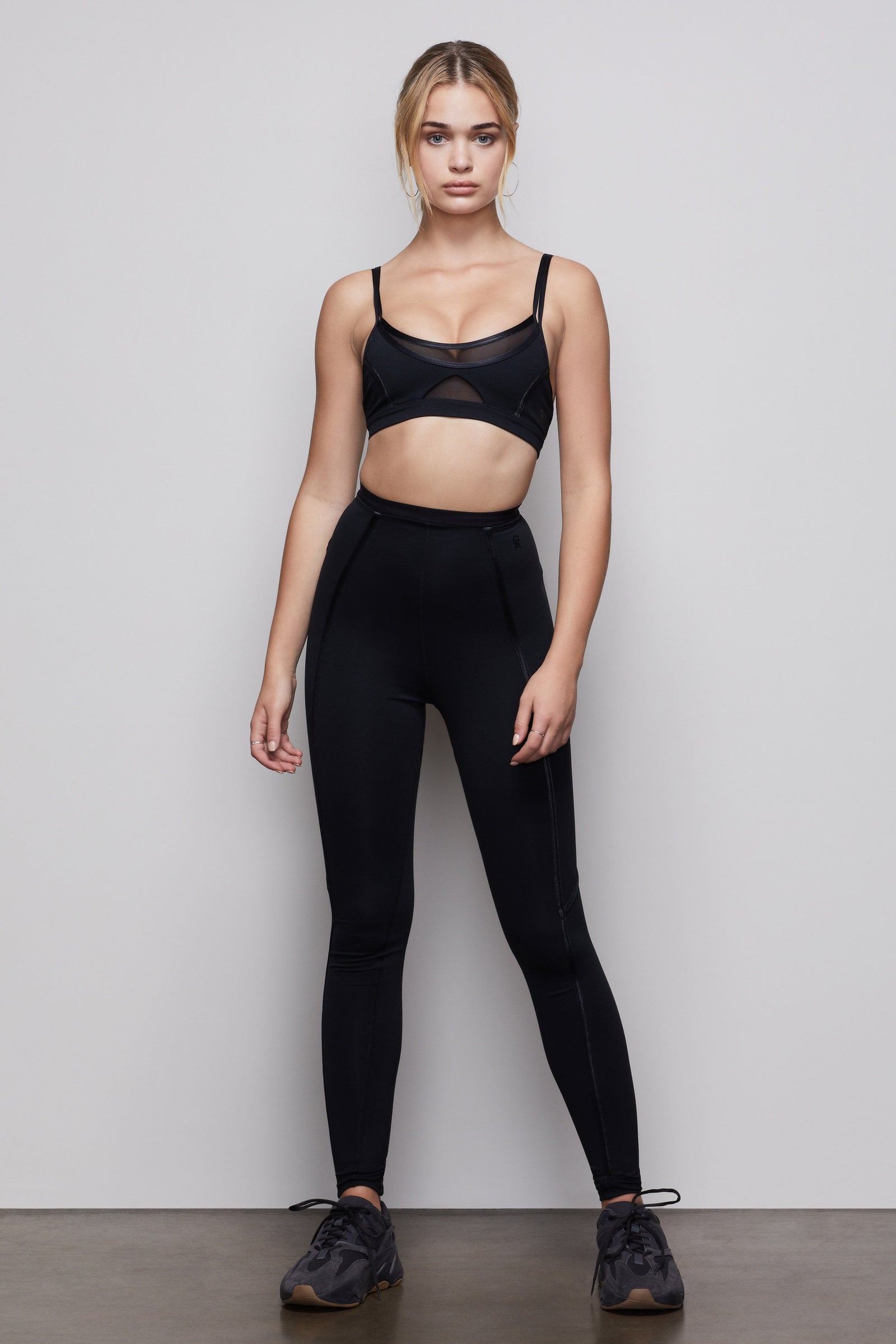 model: Size 0 |