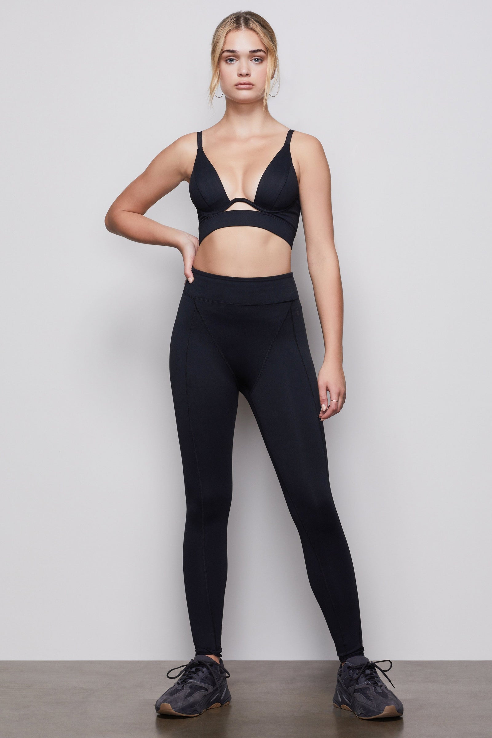 model: Size 0 |