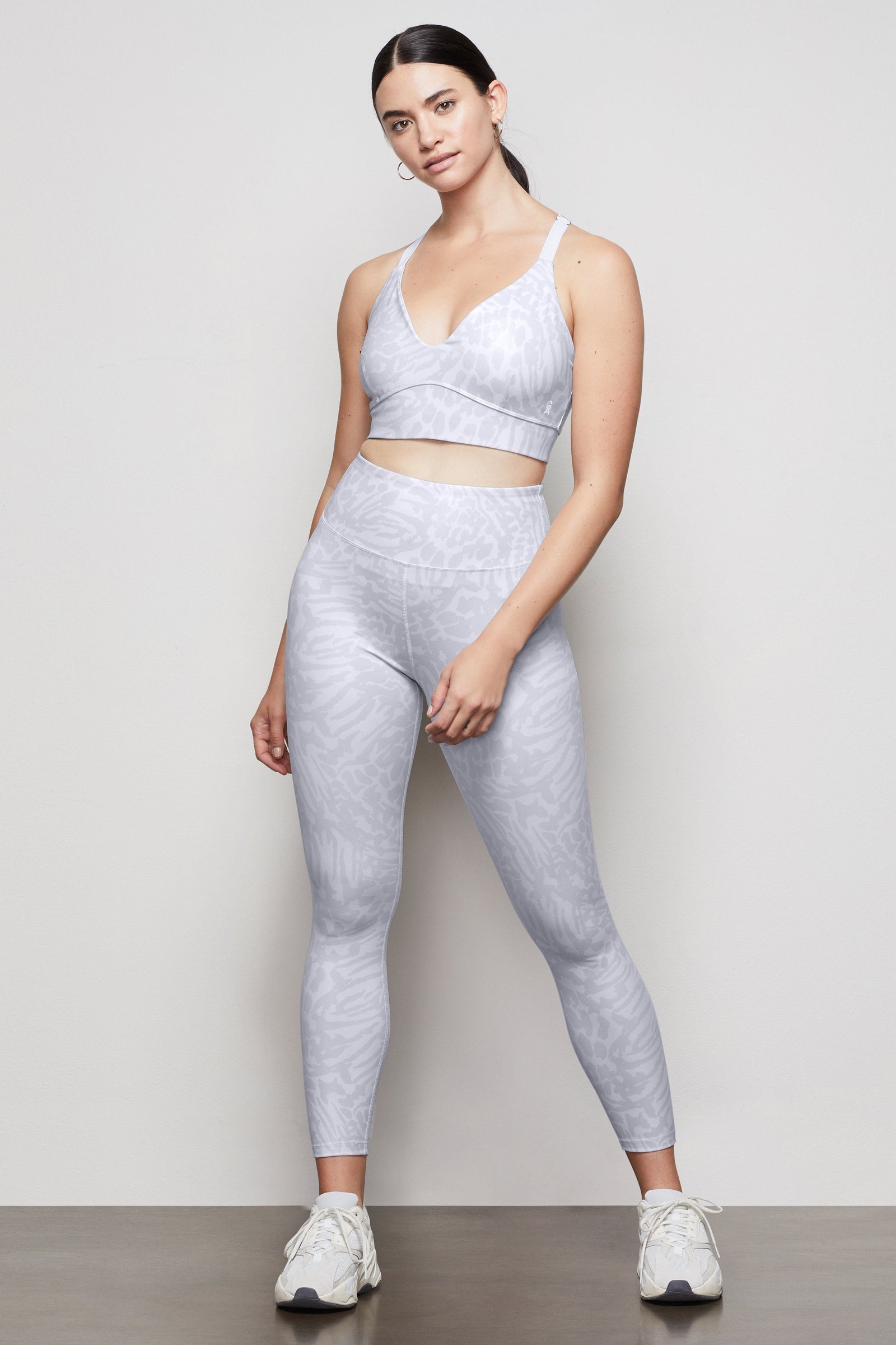 model: Size 8 |