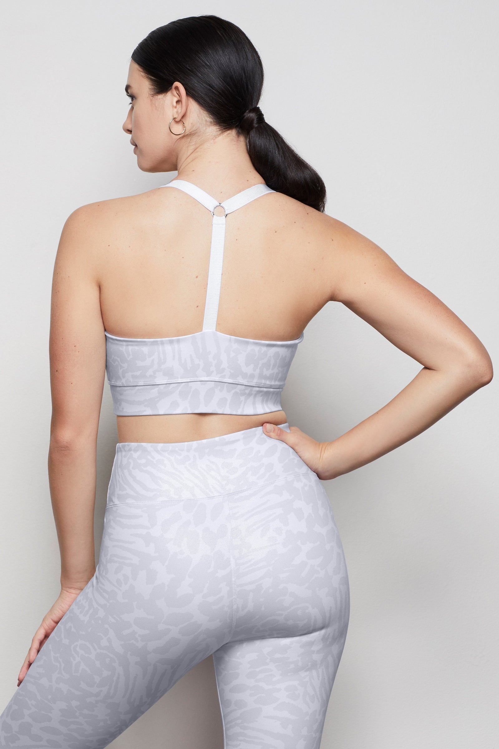 model: Size 8 |
