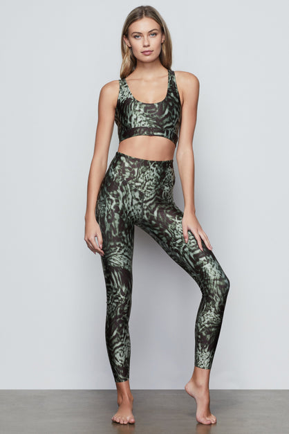model: Size 0 |