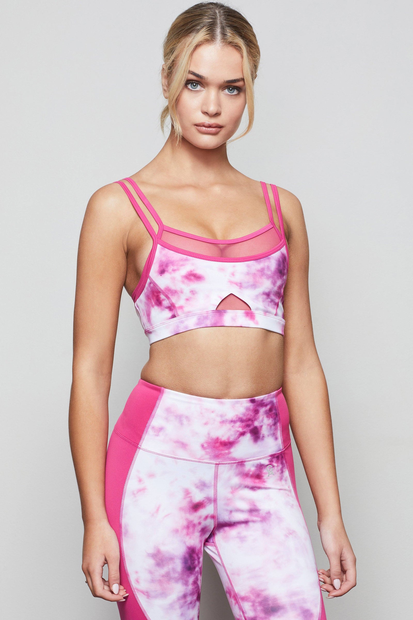 model: Size 0 |