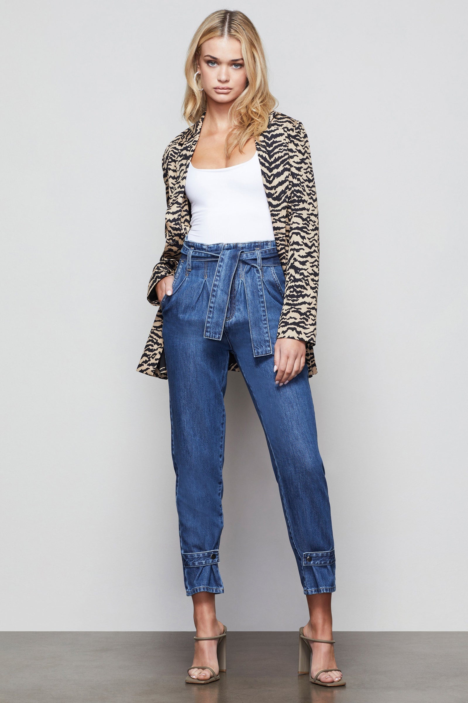 model: Size 0 |