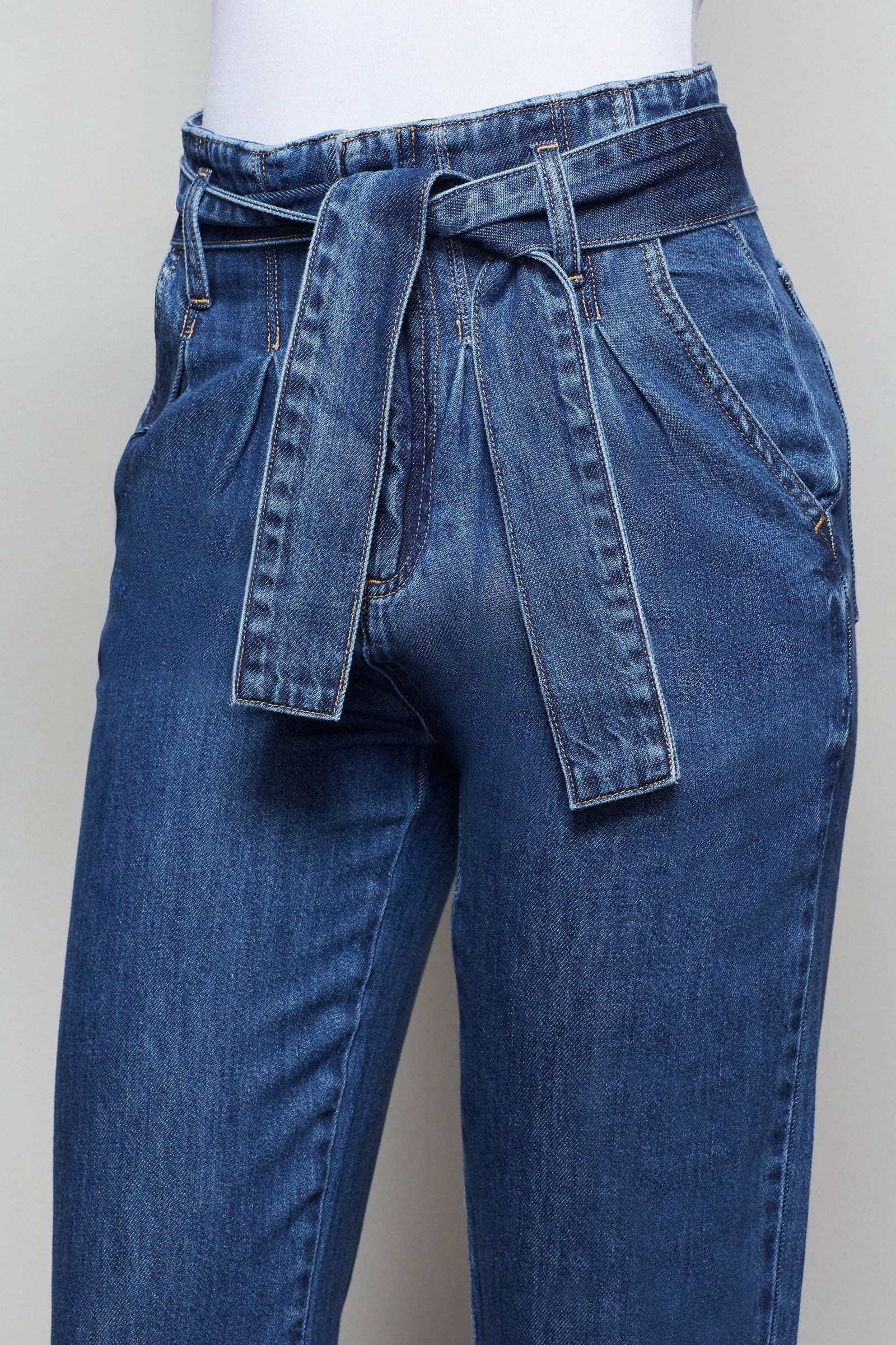 model: Size 0 |