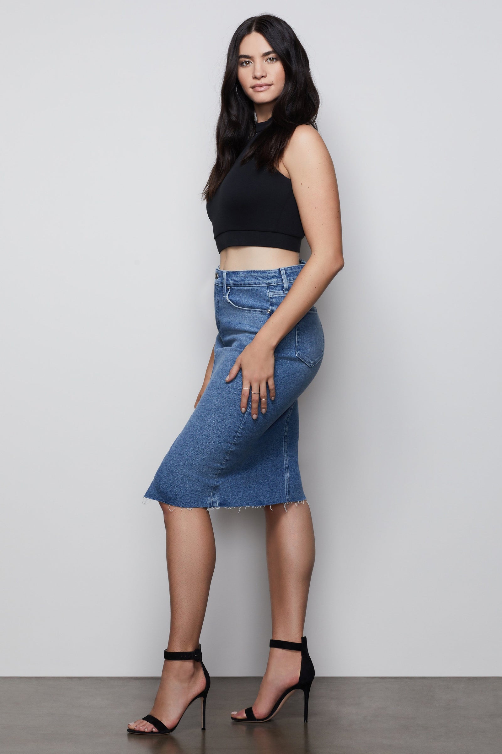 model: Size 8 |