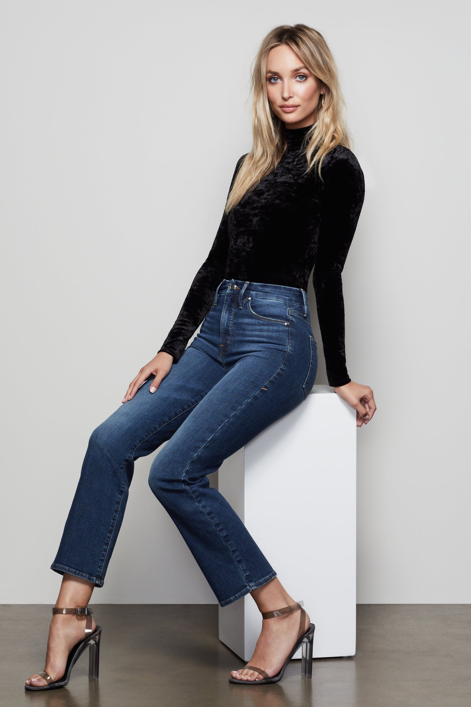 model: Size 0 |
