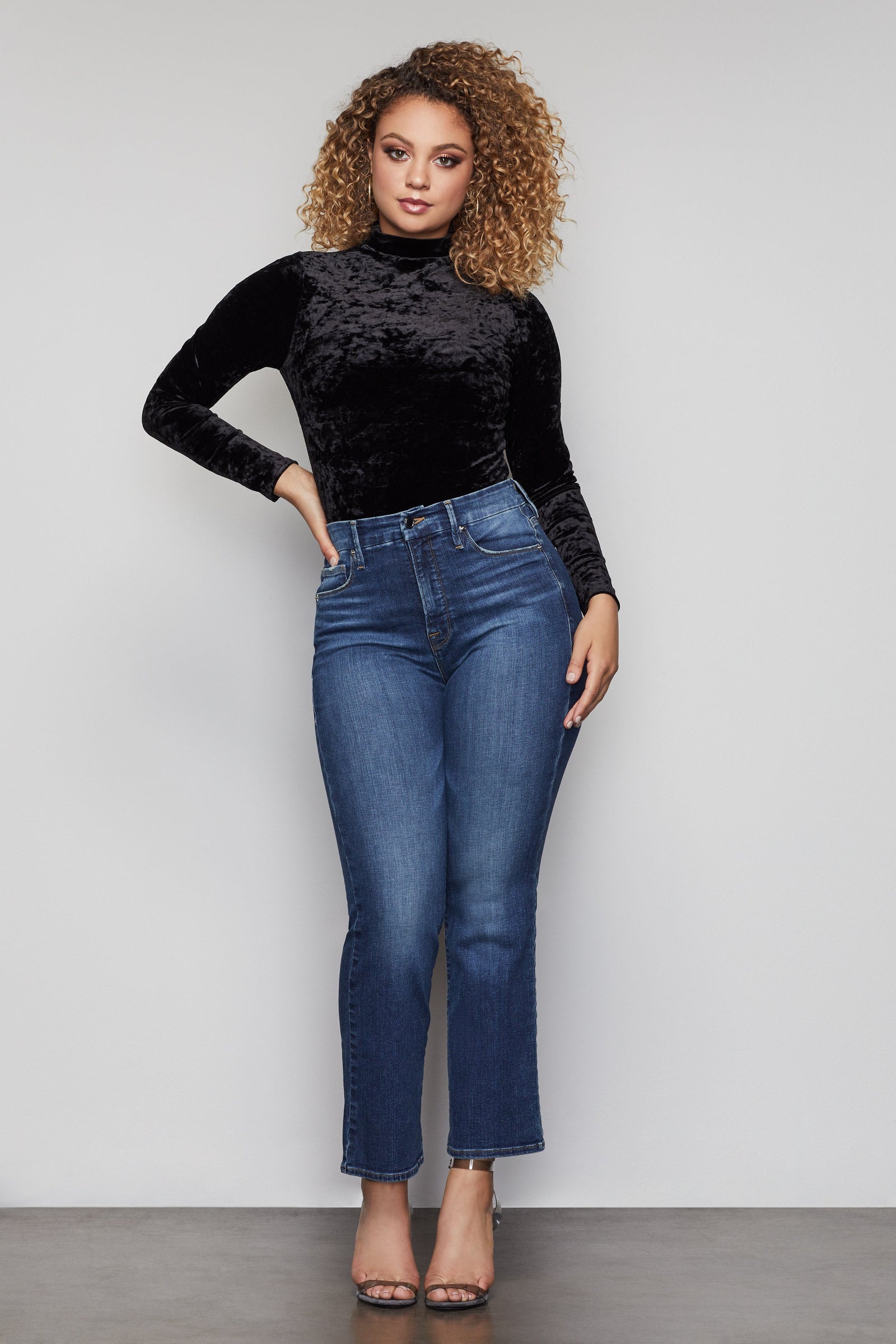 model: Size 8 |
