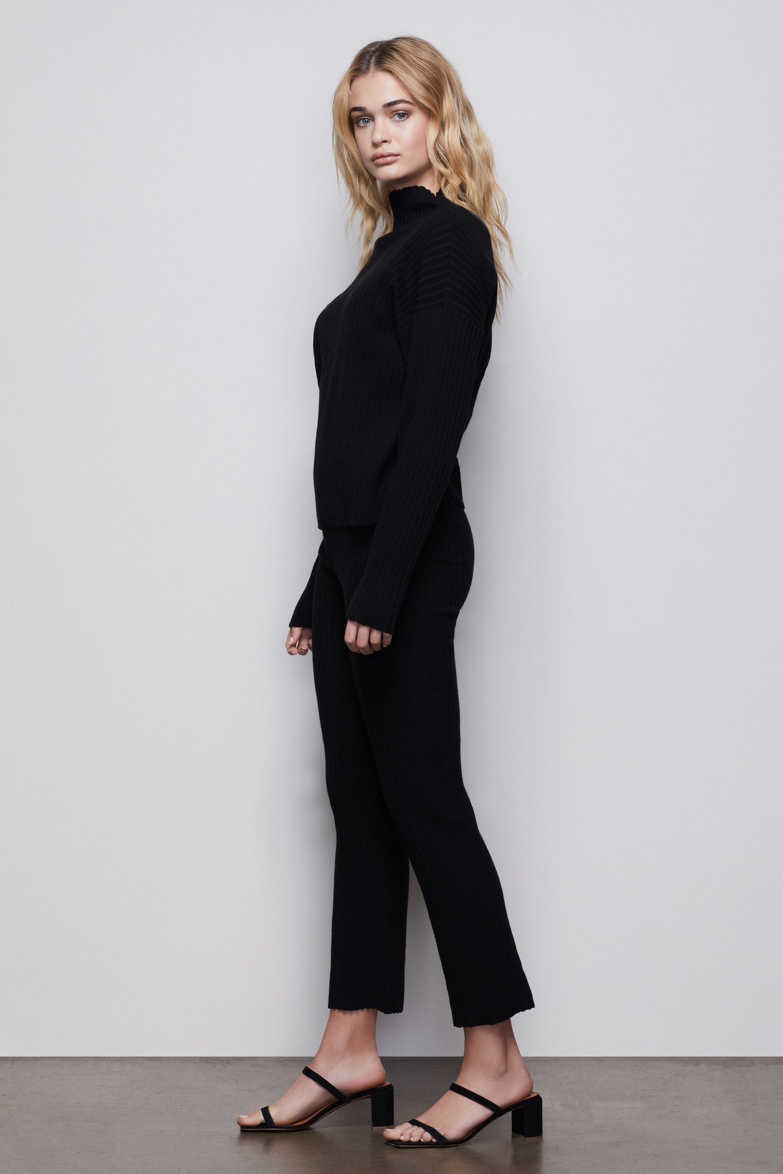 model: Size 0 |