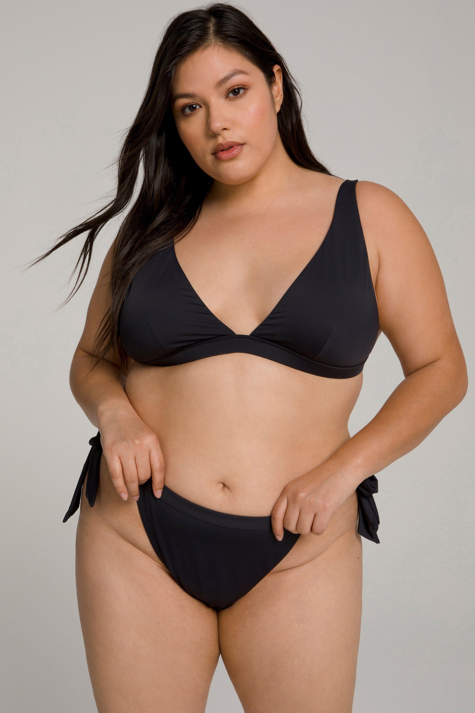 model: Size 16 |