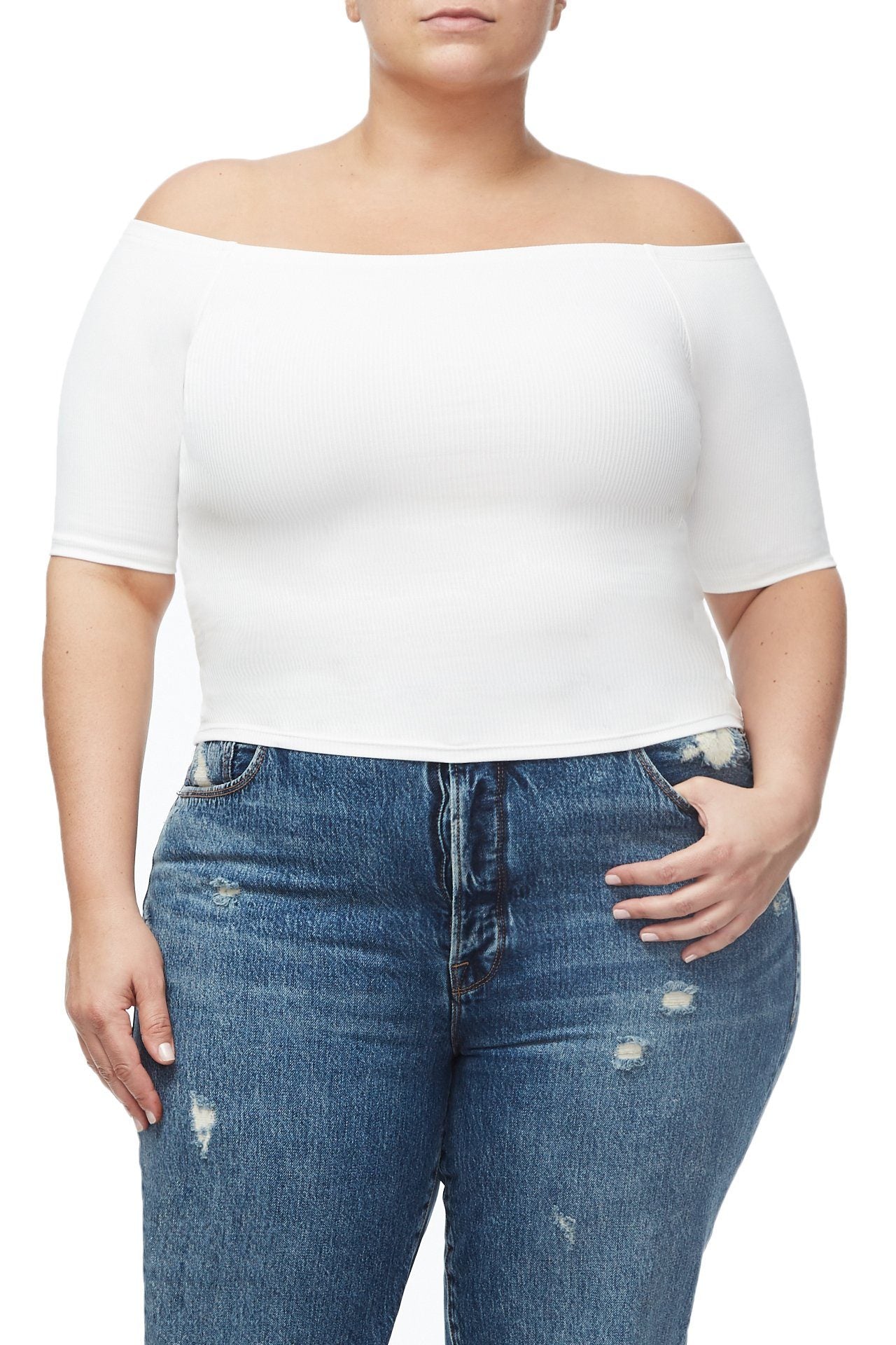 model: Size 16 |