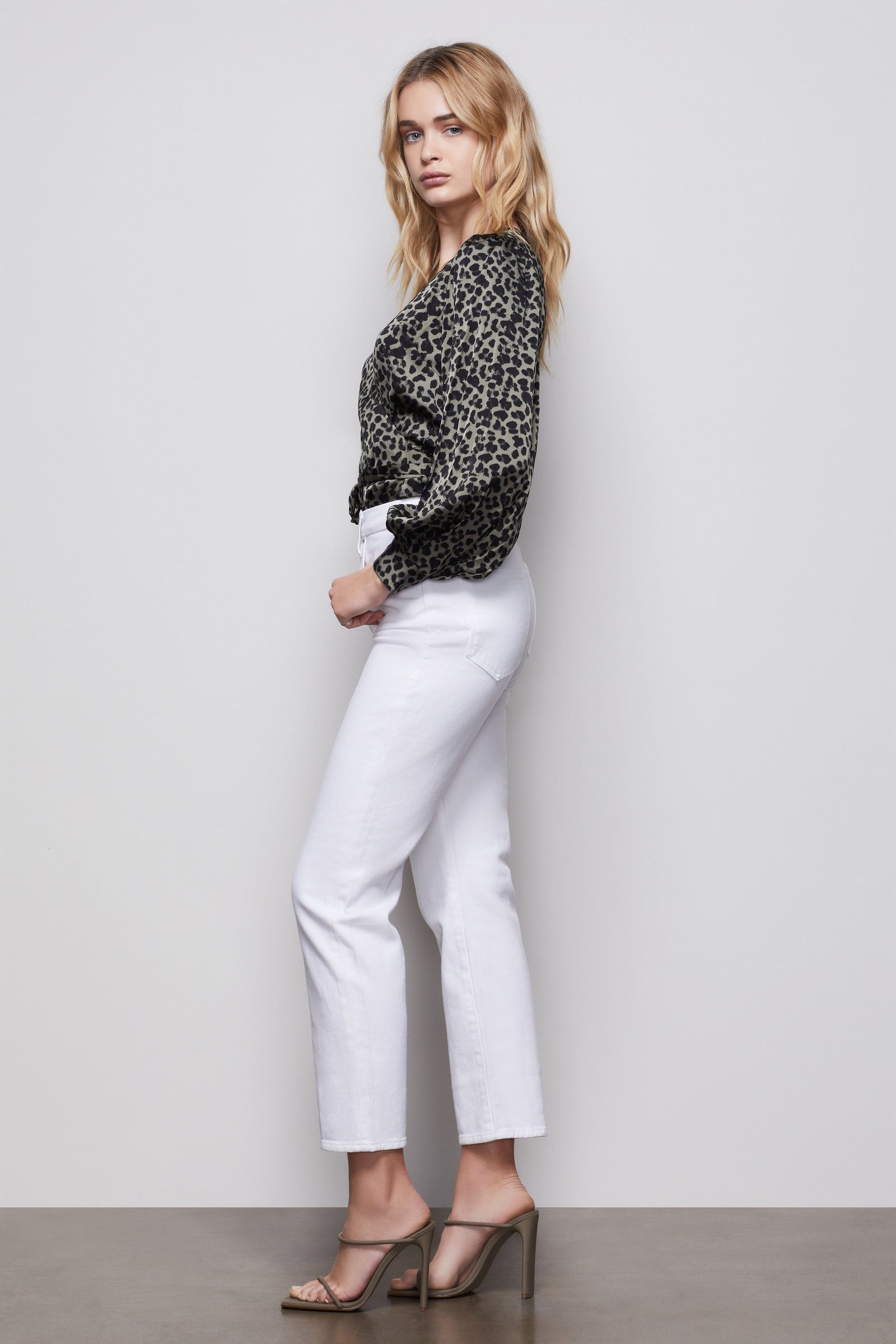 model: Size 0 |