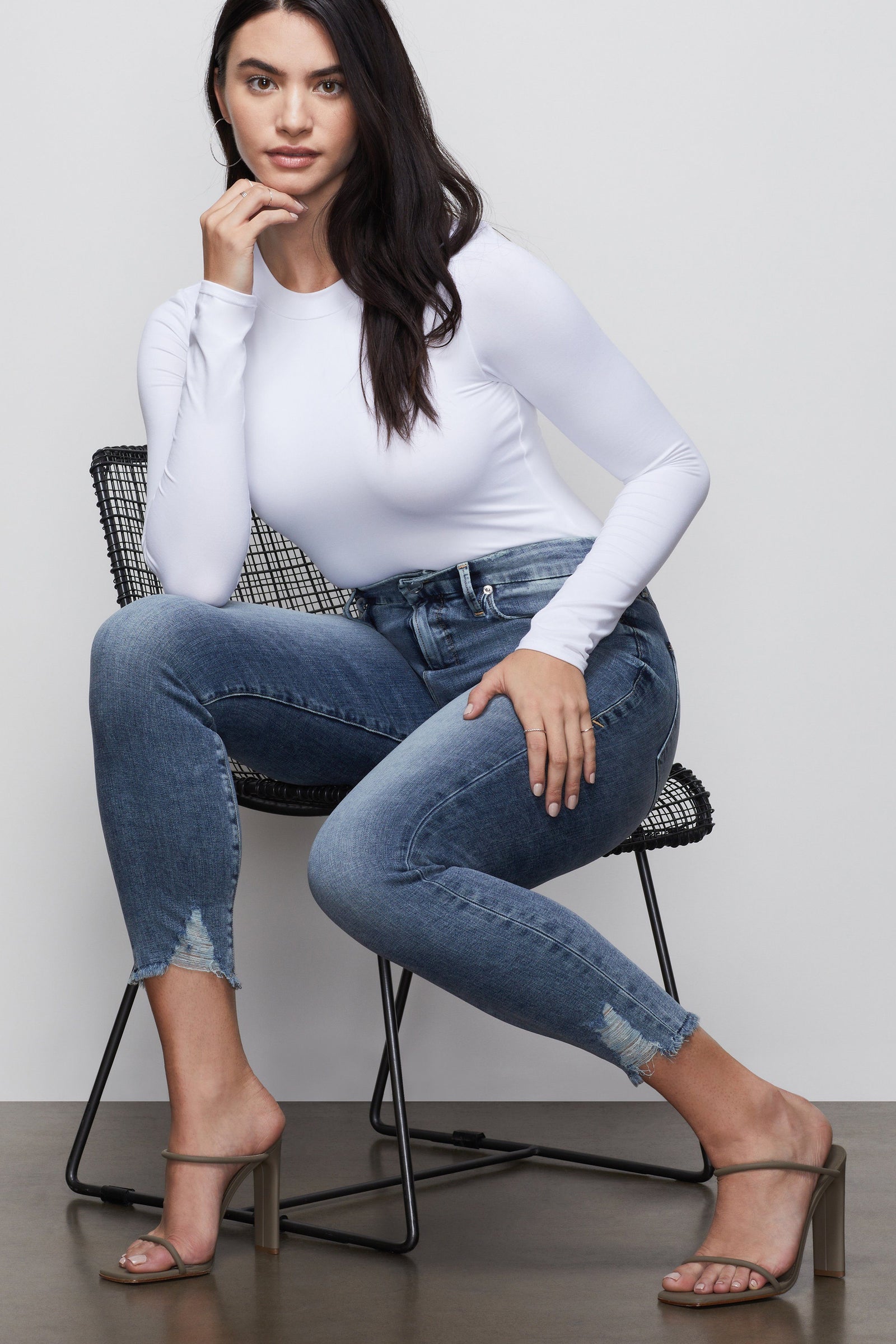 model: Size 8 |