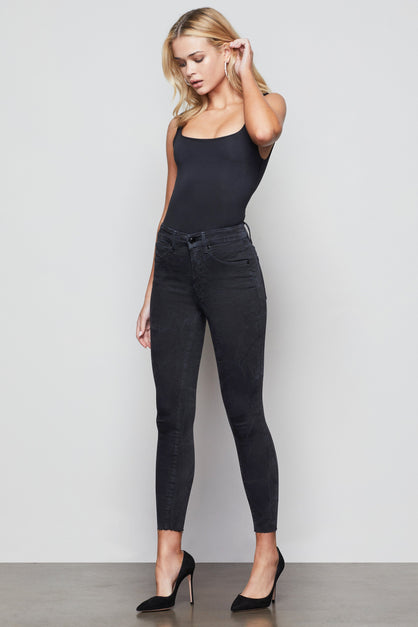 model: Size 0 |