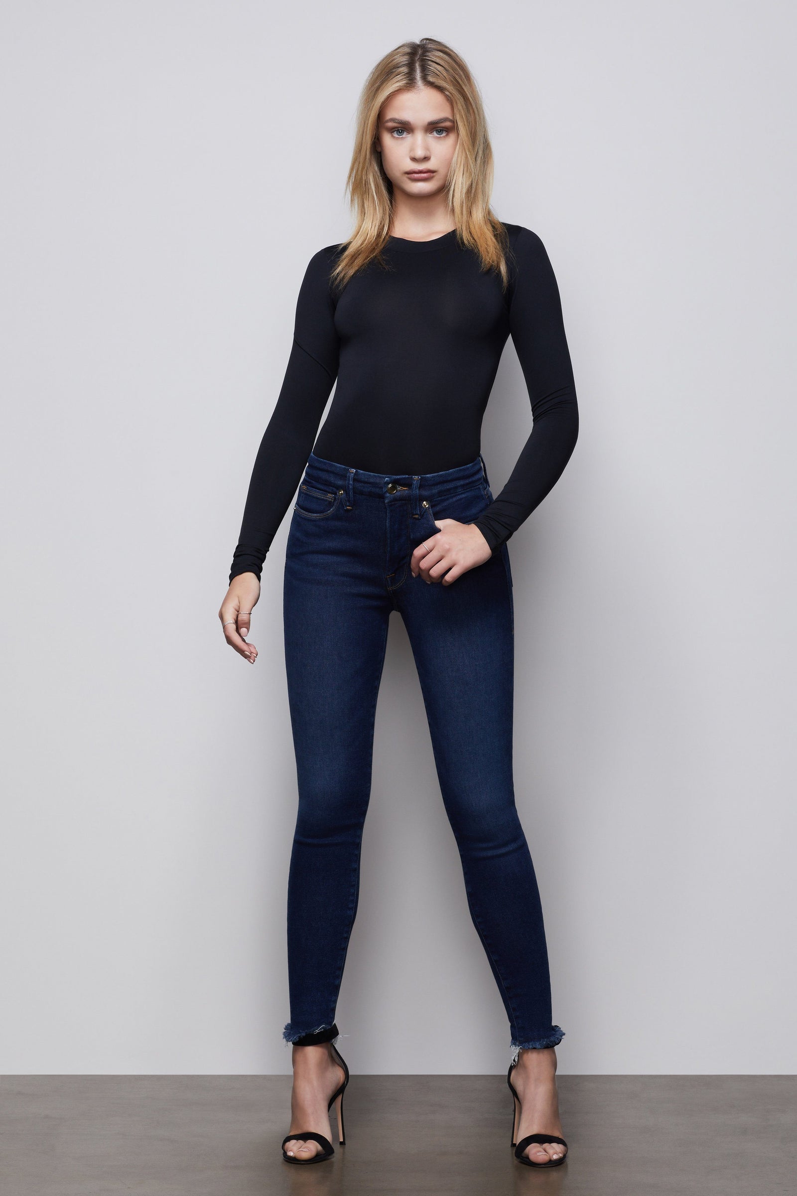 model: Size 0 |