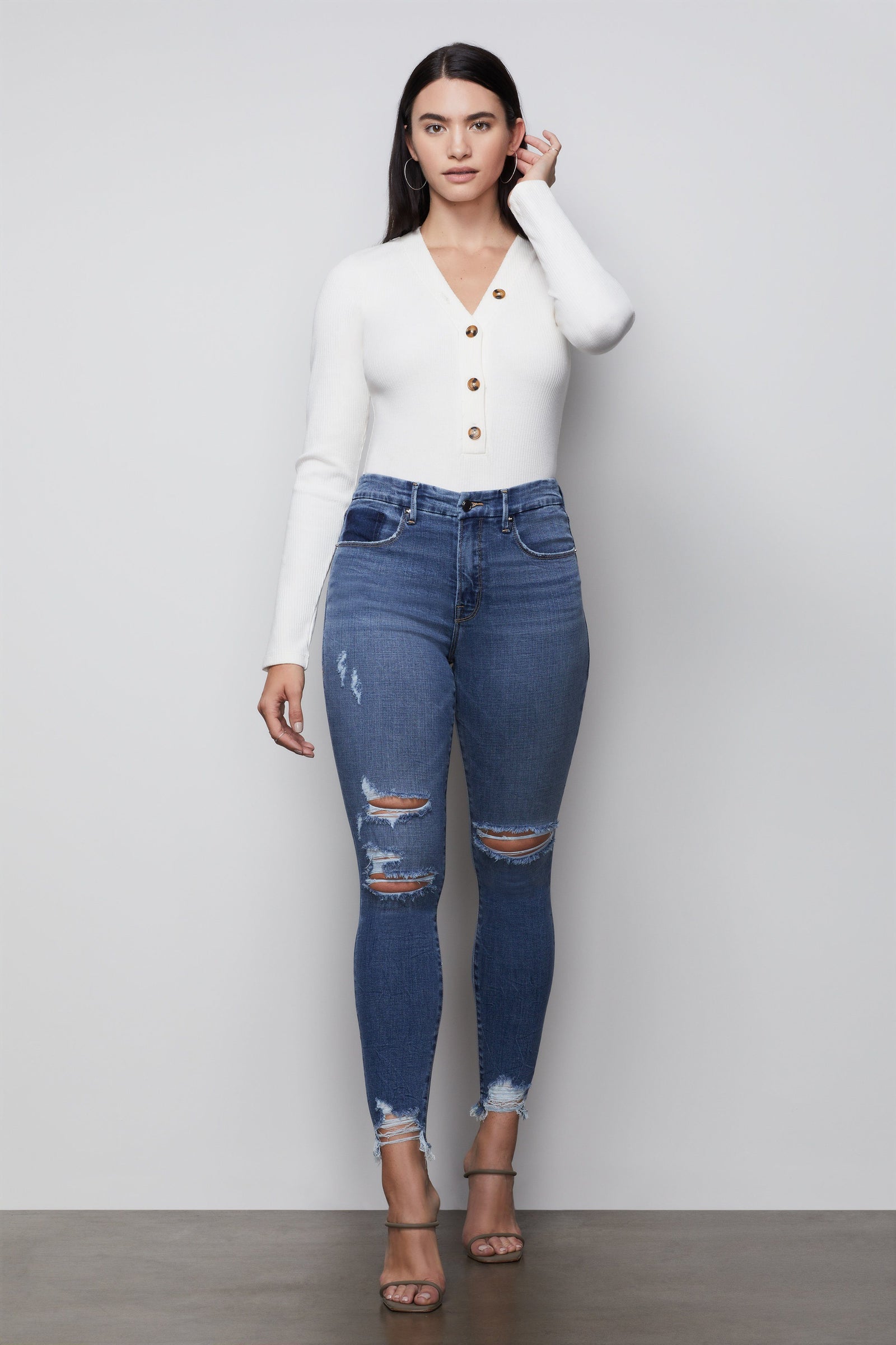 model: Size 8 |